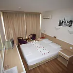 Tuntas Altinkum Hotel