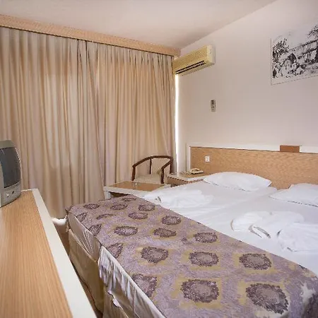 Tuntas Altinkum 3* ديديم