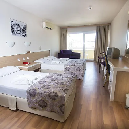 Tuntas Altinkum 3*