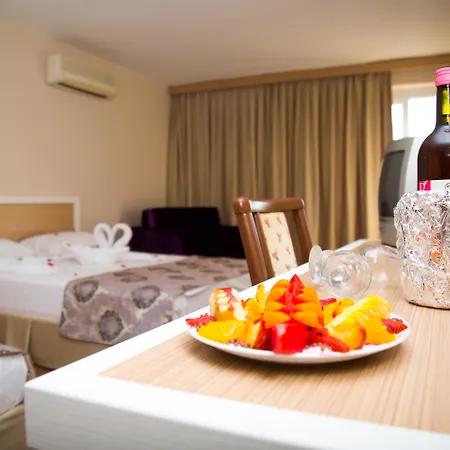 Tuntas Altinkum Hotel 3*