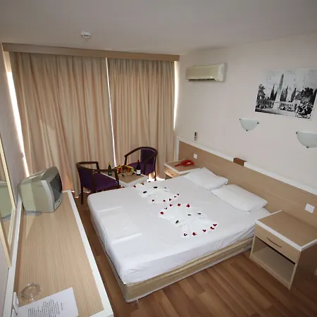 Tuntas Altinkum Hotel