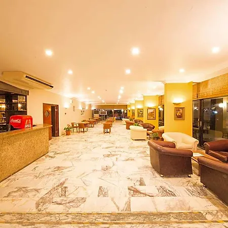 Hotel Tuntas Altinkum 3*
