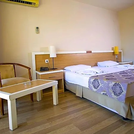 Hotel Tuntas Altinkum