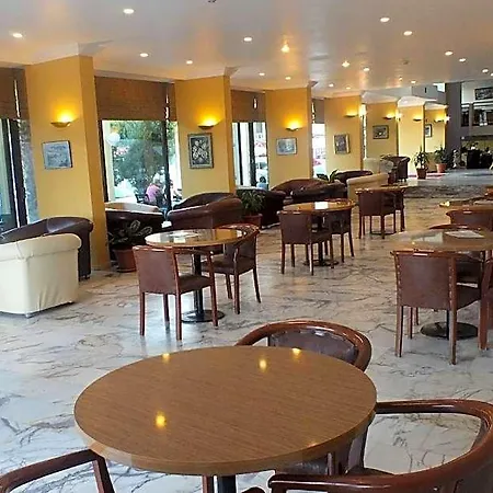 Hotel Tuntas Altinkum