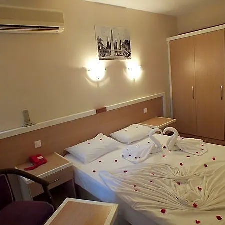 Hotel Tuntas Altinkum