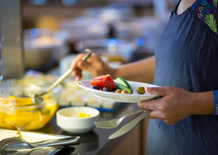 Hotel Tuntas Altinkum 3*