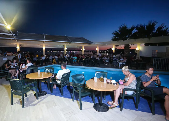 Hotel Tuntas Altinkum